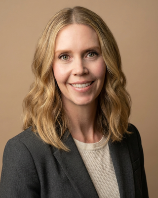 Photo of Catherine Paton, Psychologist, MA, RPsych