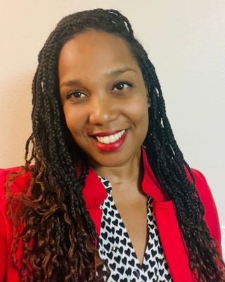 Photo of Kenya De La Roche, Marriage & Family Therapist Associate