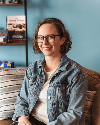 Photo of Michelle Young, Pre-Licensed Professional, BA, Intern