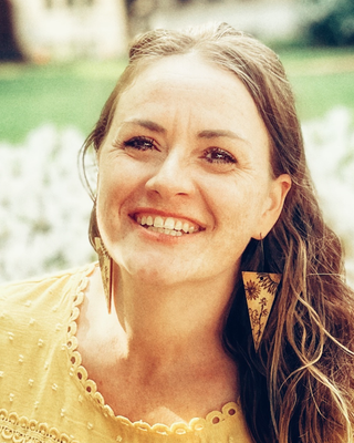Photo of Mia Hedahl, Clinical Social Work Associate, CSWA, SWAIC, APHSW-C