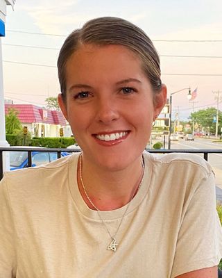 Photo of Aislinn Carrier, Clinical Social Work/Therapist, LCSW