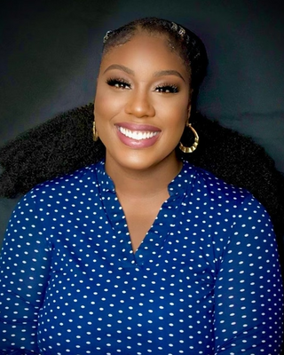 Photo of Fauzia Adeyemo, Counselor, LMHC