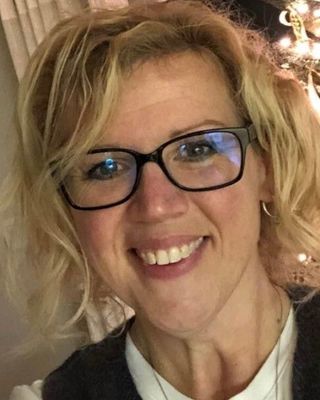 Photo of Kim Court, Registered Social Worker, MSW, RSW