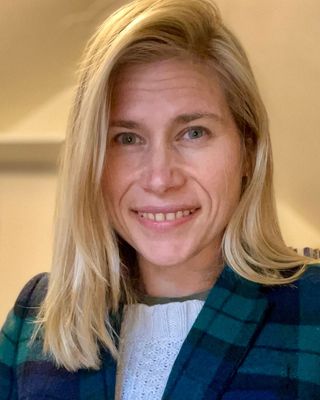 Photo of Sophie Eliza Cross, Counselor in Wellesley, MA