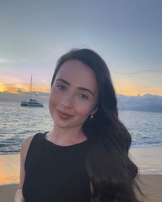 Photo of Hillary Simons, Clinical Social Work/Therapist, LCSW