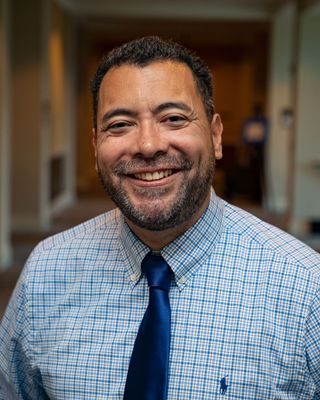 Photo of Rolando Liyim, Pre-Licensed Professional in Alexandria, VA