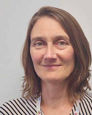 Photo of Dr Katja Osswald, Psychologist, PsychD, HCPC - Clin. Psych.