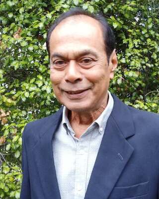 Photo of Lucky Karunaratne, Counsellor in Heidelberg, VIC