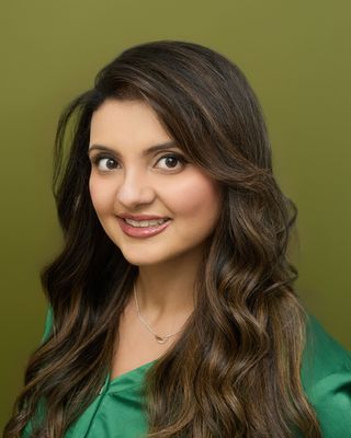 Photo of Irfa Jamani - GLOW Mental Health Counselling & Psychotherapy, Registered Psychotherapist (Qualifying), MEd