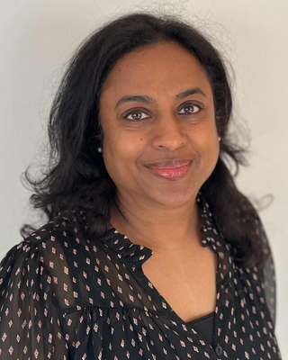 Photo of Mirna Ahilan, Psychotherapist, MBACP