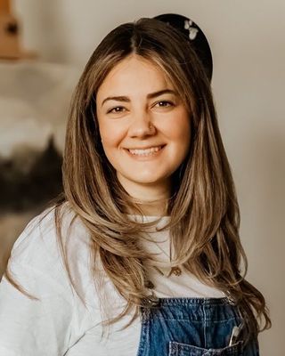 Photo of Cristina Palermo, Registered Psychotherapist, D Tati, RP