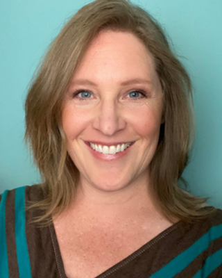 Photo of Lauren Collins, Clinical Social Work/Therapist, LMSW, CEIM