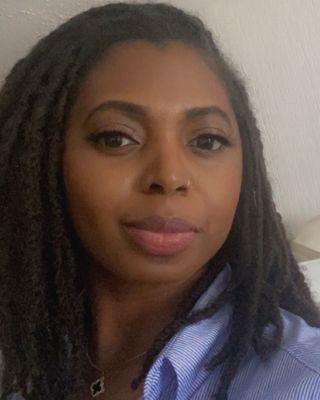 Photo of Laura Oboh, Psychotherapist, MBABCP