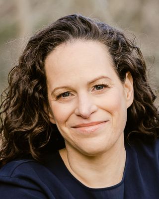 Photo of Carolyn Glass, Clinical Social Work/Therapist, LCSW, LICSW, MBA