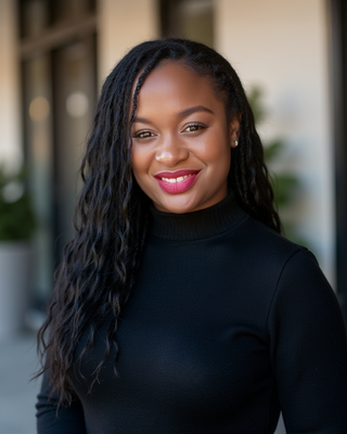 Photo of Raena Tinnon, Clinical Social Work/Therapist, LCSW