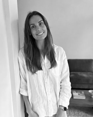 Photo of Sabrina Miller, Psychologist, MPsych, MAPS
