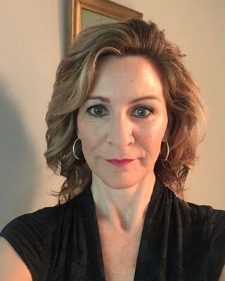 Photo of Kate Herbert, Clinical Social Work/Therapist, MSW, RSW