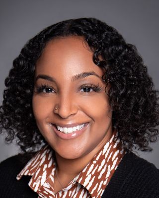 Photo of Alexis Thomas, Pre-Licensed Professional, MA, MFT