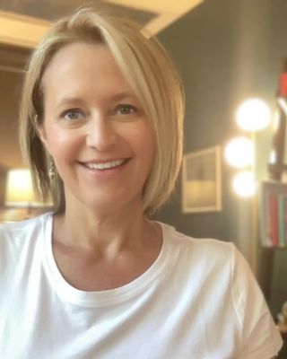 Photo of Leslie Taylor - Oak Hills Counseling Center, Licensed Professional Counselor, LPC
