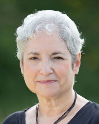 Photo of Ellis Eisner, Art Therapist, MA, ATR-BC