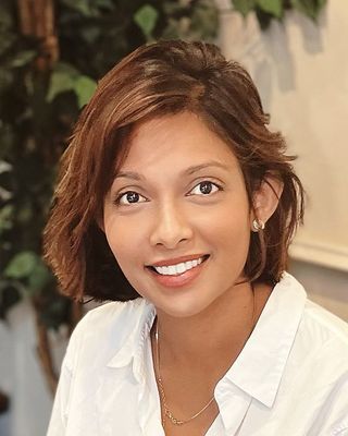 Photo of Akeesha Perera, Psychotherapist, MBACP