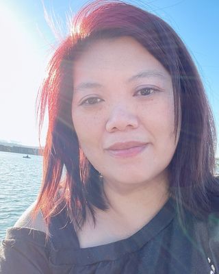 Photo of Tracy T Ng, Marriage & Family Therapist Associate, MA, AMFT