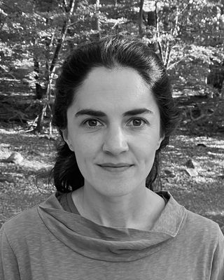 Photo of Lorena Vila, Psychotherapist, MA, HCPC-Art Therap.