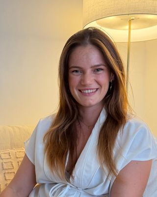 Photo of Kaitlyn Carole Platt, Counsellor, MA, MHKPCA