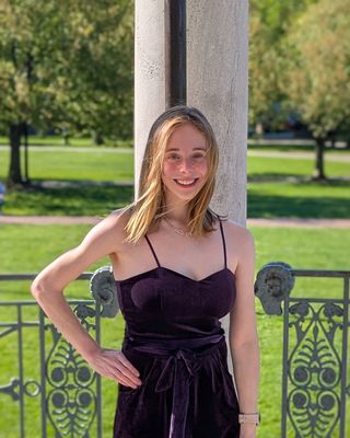 Photo of Rebecca Elizabeth Sutton, Pre-Licensed Professional