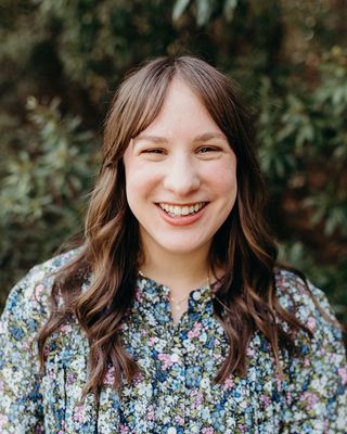 Photo of Emily Carroll, Pre-Licensed Professional