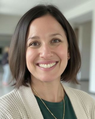 Photo of Maggie Noojin, Clinical Social Work/Therapist, LICSW, LCSW
