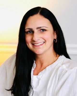Photo of Laura Fulbright, Pre-Licensed Professional