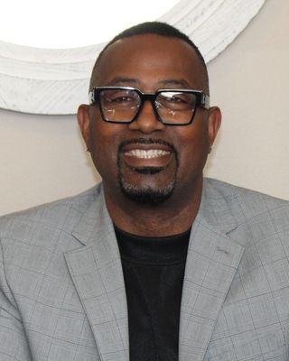 Photo of Roderick O'neil Perry, Counselor, LMHC, LPC