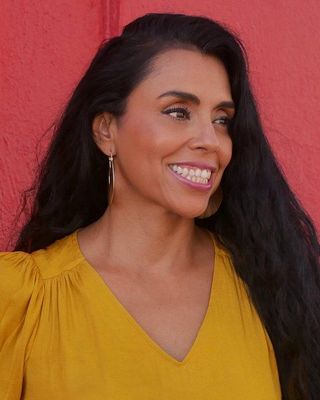 Photo of Maria Isabel Novoa, Marriage & Family Therapist Associate in Hermosa Beach, CA