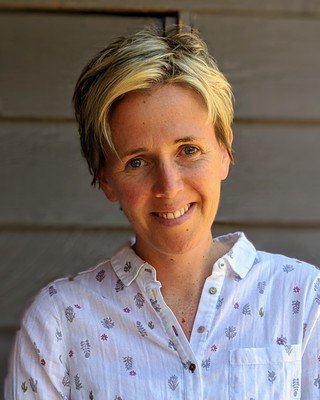 Photo of Helen Whitehead Counselling, Counsellor in North Vancouver, BC