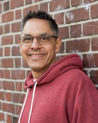 Photo of Roy Bettencourt, Marriage & Family Therapist, MA, LMFT