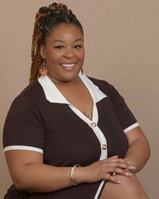 Photo of Tianna Smith, Clinical Social Work/Therapist, BSW, LLMSW
