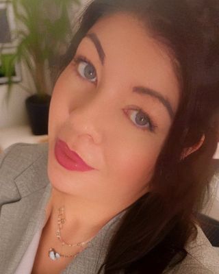 Photo of Becky Salas, Licensed Professional Clinical Counselor, LPCC