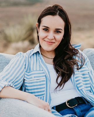 Photo of Crystal Noworyta, Marriage & Family Therapist Intern, MFT