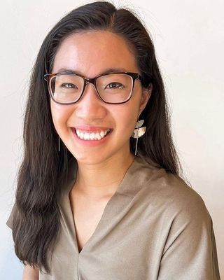 Photo of Esther Chau, MS, AMFT, Marriage & Family Therapist Associate