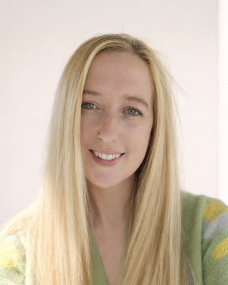 Photo of Sara Robinson, Licensed Mental Health Counselor, LMHC