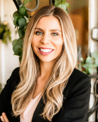 Photo of Samantha Perkins, Psychiatric Nurse Practitioner, PMHNP