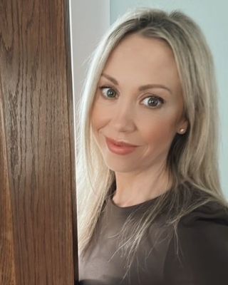 Photo of Kelly George, Counsellor, MA, CCC
