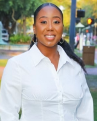 Photo of Desire Elliott, Clinical Social Work/Therapist, LCSW