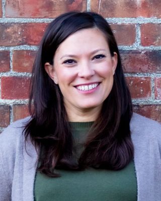 Photo of Jen Viscusi, PsyD, Psychologist