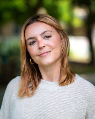 Photo of Holly K. Zeppieri, Pre-Licensed Professional, APCC, MA