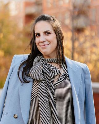 Photo of Hillary L Schoninger, Clinical Social Work/Therapist, MSW, LCSW