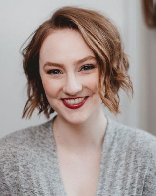 Photo of Lauren McGinty, Registered Psychotherapist (Qualifying), MACP