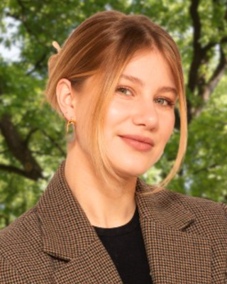 Photo of Yulia Shtareva, MA, LMHCA, Counselor