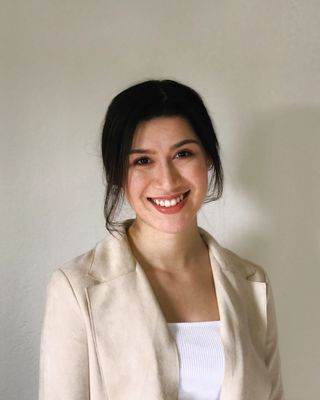 Photo of Valerie Mendoza, Registered Associate Marriage and Family Therapist, AMFT